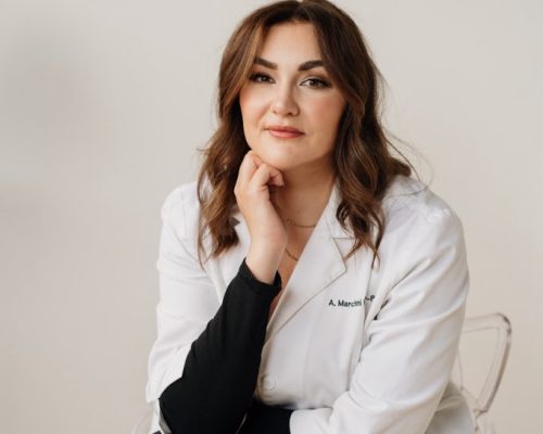 Botox and Filler Nurse Injector – Laser It! Windsor & LaSalle Registered Nurse injector performing professional Botox and dermal filler treatments at Laser It! clinic in Windsor and LaSalle.